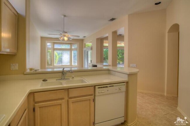 Building Photo - 78237 Willowrich Dr