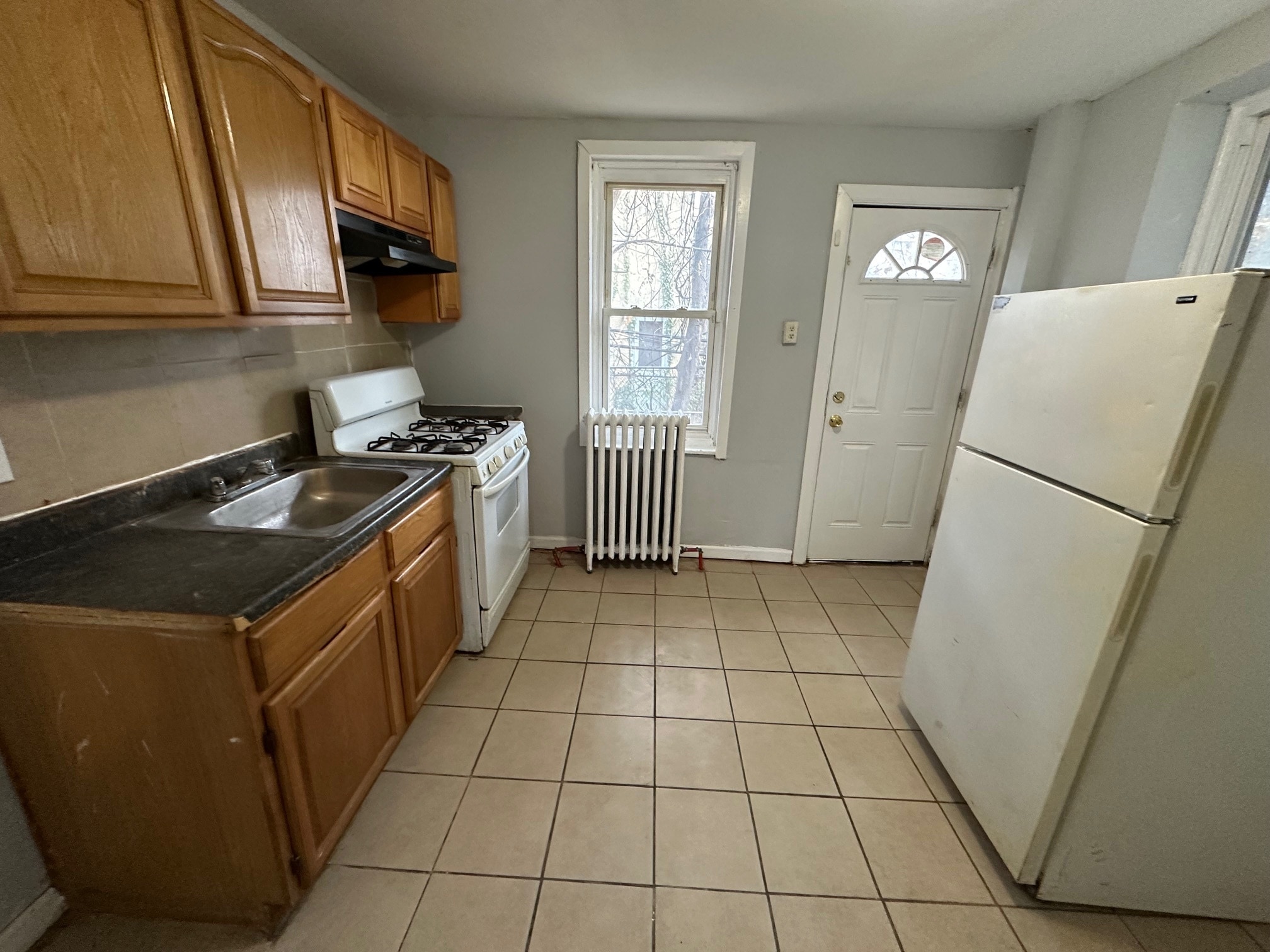 Building Photo - 4513 N Colorado St