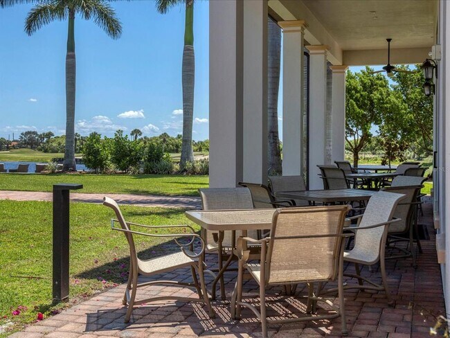 Building Photo - 10424 Crooked Crk Dr