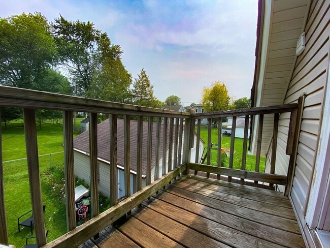 Building Photo - 123 S Clay St