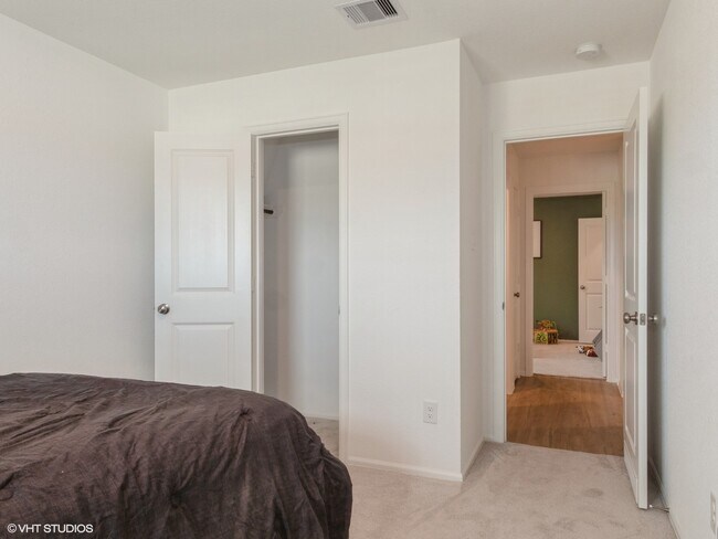 Building Photo - 4206 Barrington Cv Ln