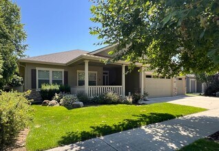 Building Photo - Beautiful 3 bed 2 bath home in The Preserv...