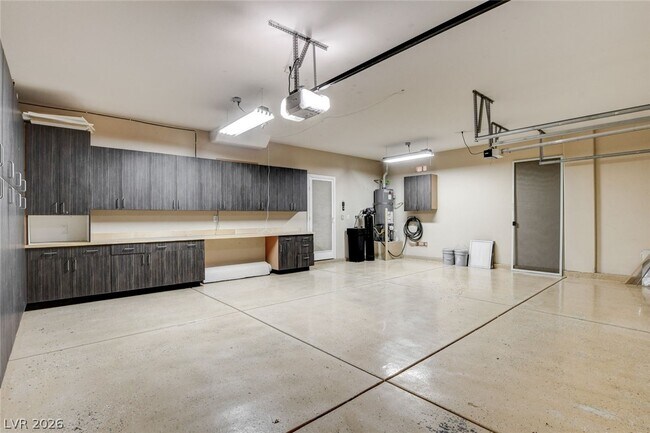 Building Photo - 7116 Boomer Beach St