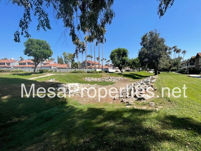 Building Photo - 3733 Country Oaks Loop