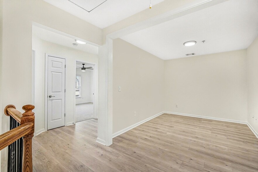 Building Photo - 1645 Caswell Pky