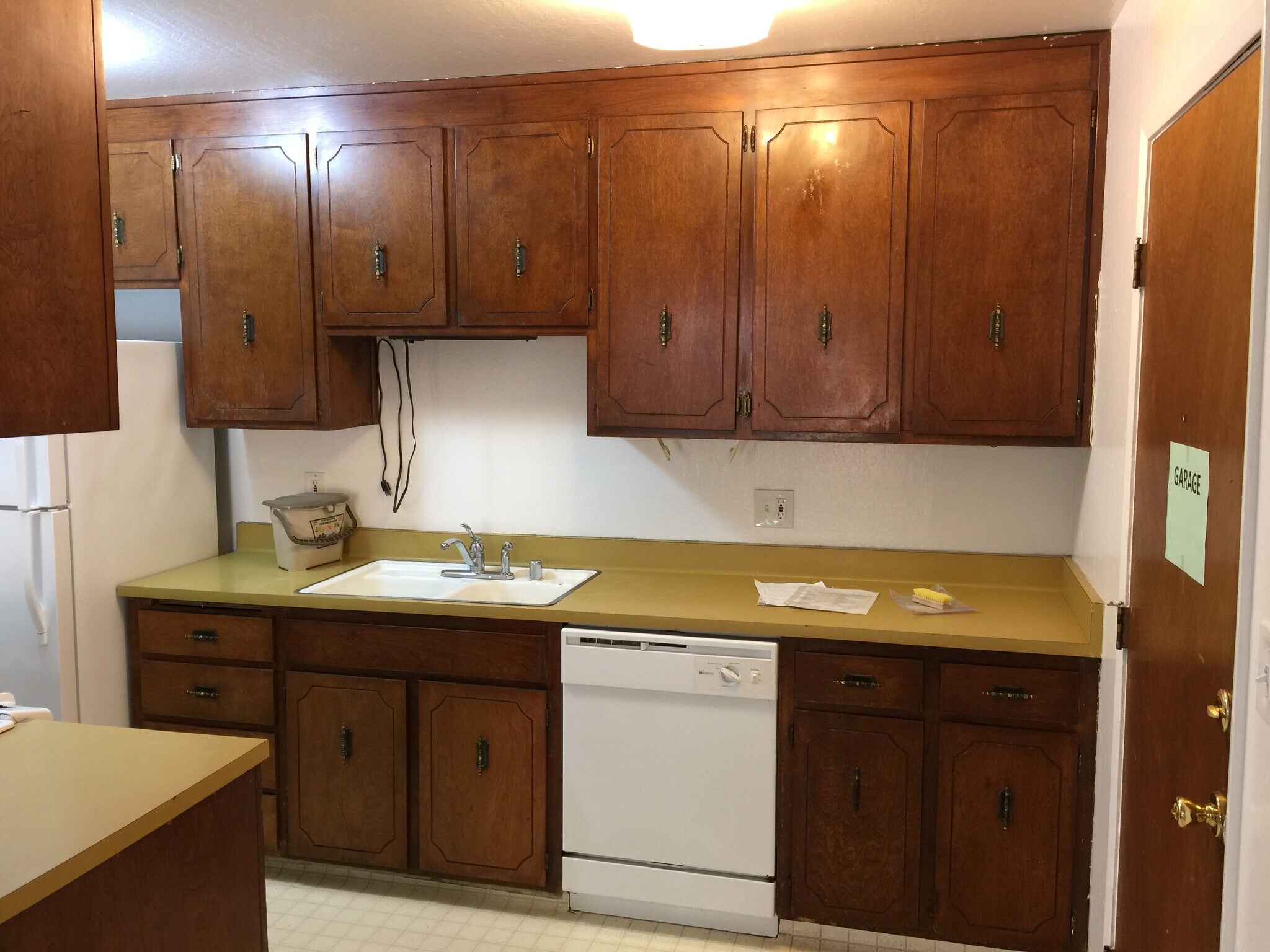 Kitchen Cabinets1 - 4828 Cowell Blvd