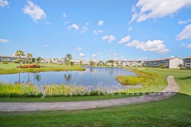 Building Photo - 14891 Hole in 1 Cir