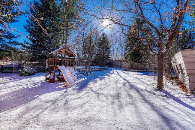 Building Photo - 7398 S Hudson Way