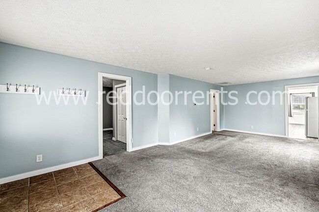 Building Photo - Charming 2-Bedroom Home in Fountain Square