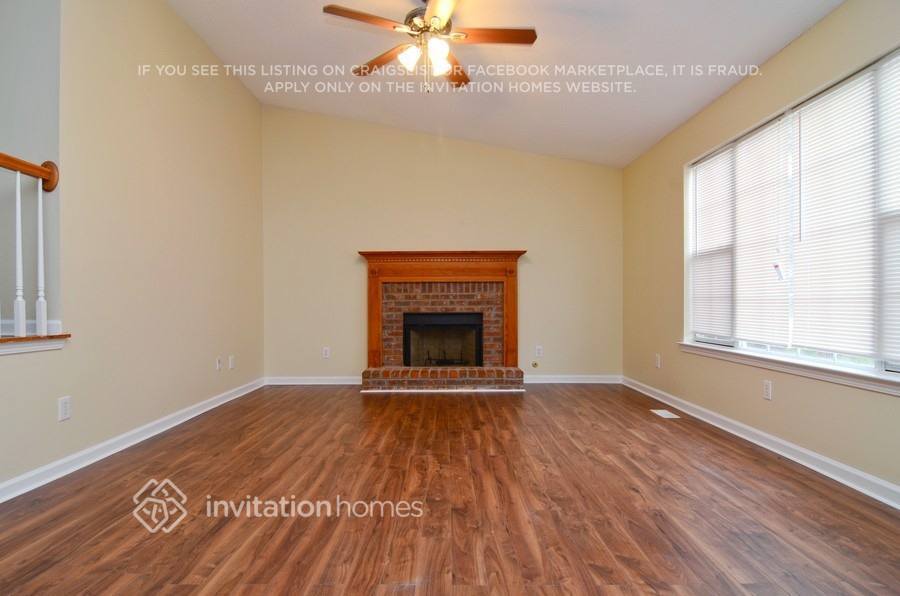 Building Photo - 124 Woodmill Ct