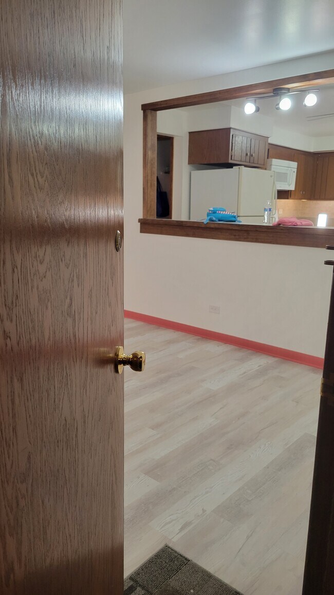 Building Photo - 4835 N Central Ave