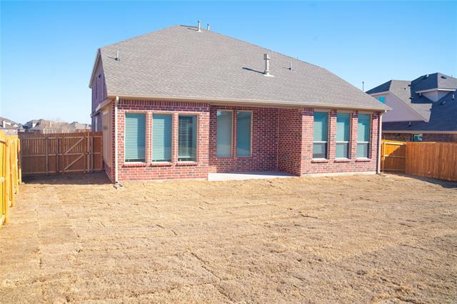 Building Photo - 14625 Little Water Dr