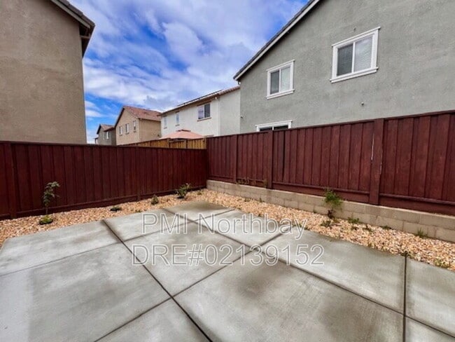 Building Photo - 1476 Descanso Ln