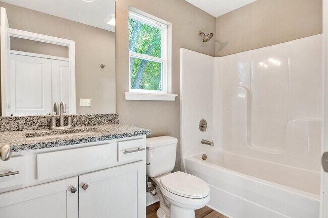 Building Photo - 3716 Central Ave