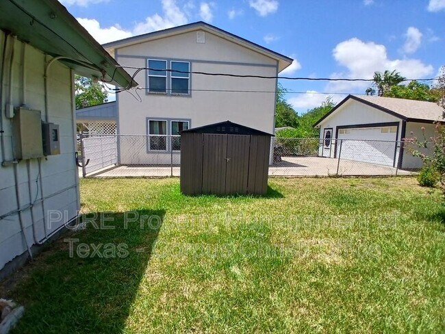 Building Photo - 4701 Prinston Dr