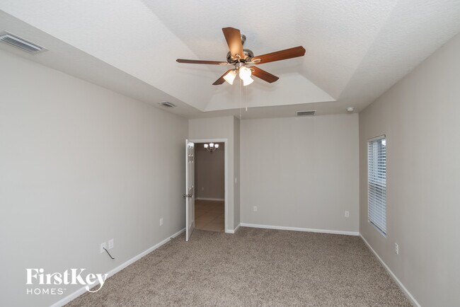 Building Photo - 4143 Moccasin Dr