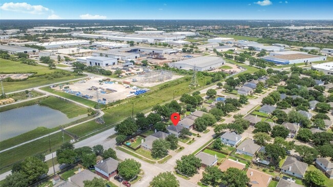 Building Photo - 16134 Coleburn Dr