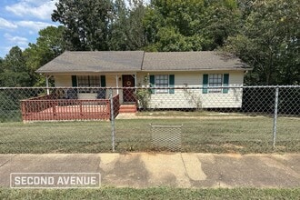 Building Photo - 744 13th Ct NW