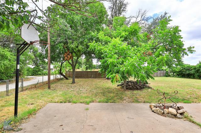 Building Photo - 609 Sunset Dr