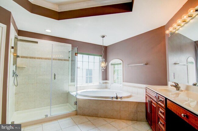 Building Photo - 5861 Governors Hill Dr