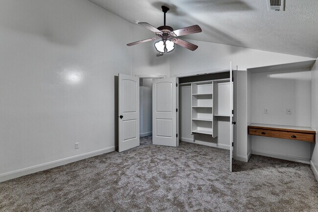 Building Photo - 2478 E Springs Dr