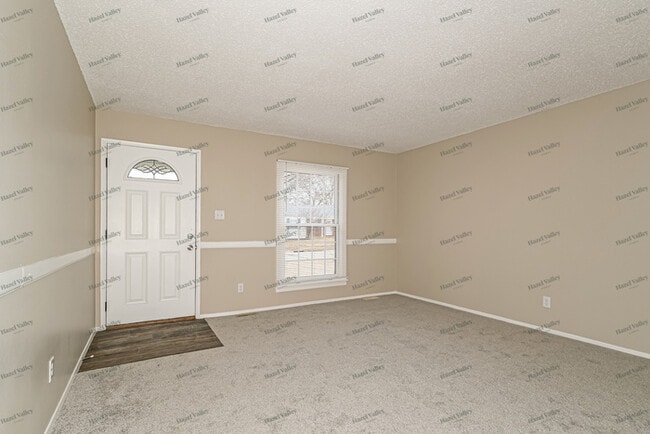 Building Photo - 4097 Fox Island Dr