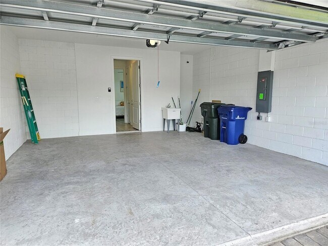 Building Photo - 1595 Tavira Pl