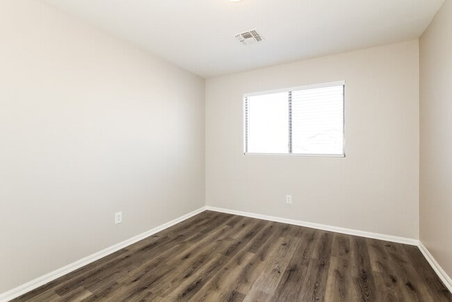 Building Photo - 12307 W Orange Dr