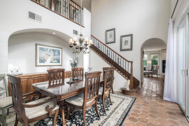 Building Photo - 688 Cypress Hills Dr