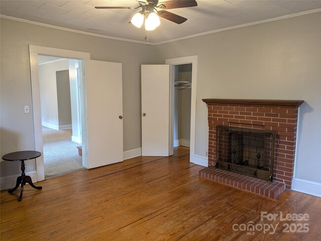Building Photo - 134 Langtree Rd