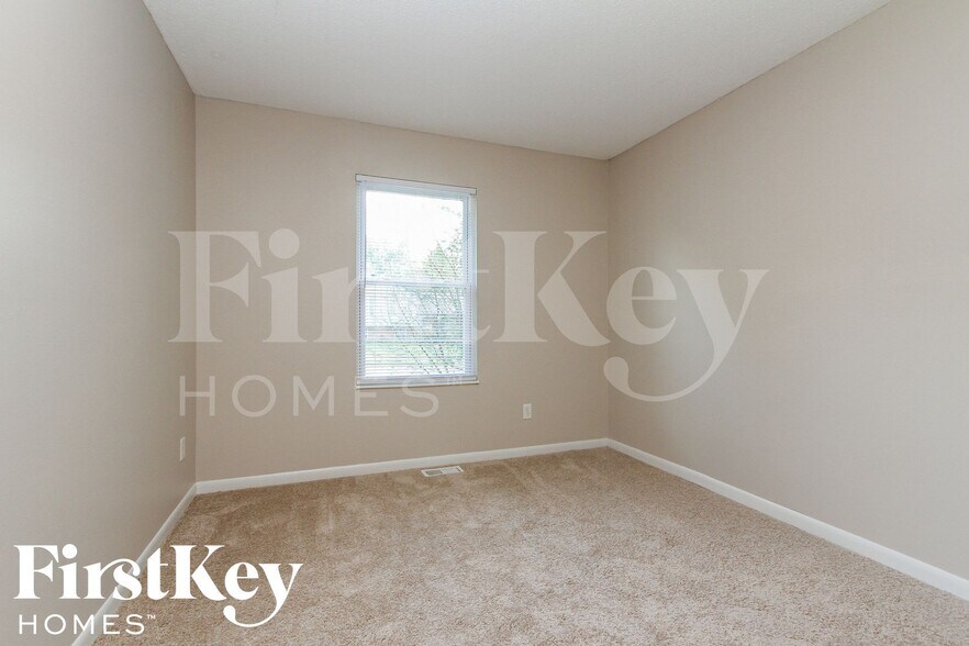 Building Photo - 3602 Ivory Way