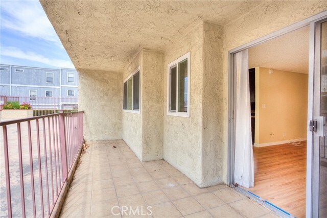 Building Photo - 125 S Sierra Madre Blvd
