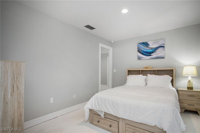 Building Photo - 27 Pebble Beach Blvd