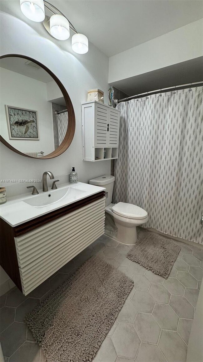 Building Photo - 405 Bennington Ln