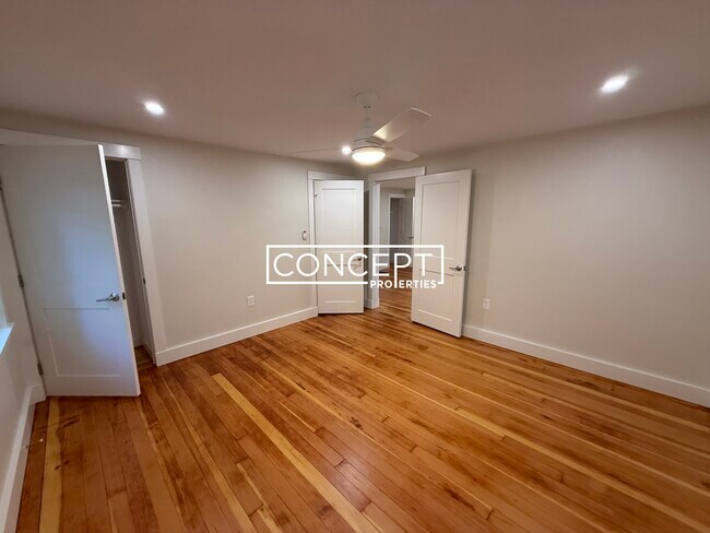 Building Photo - 38A Gibson St. Unit 3B