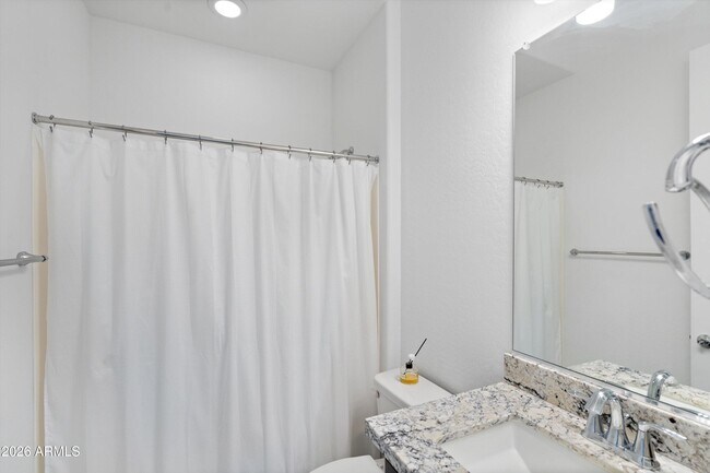 Building Photo - 10812 E Tesla Ave