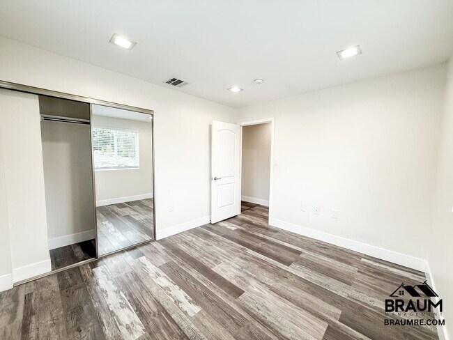 Building Photo - 1622-1624 S. CARMELINA
