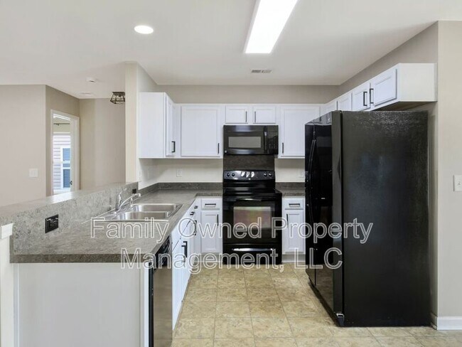 Building Photo - 351 Salkahatchie St