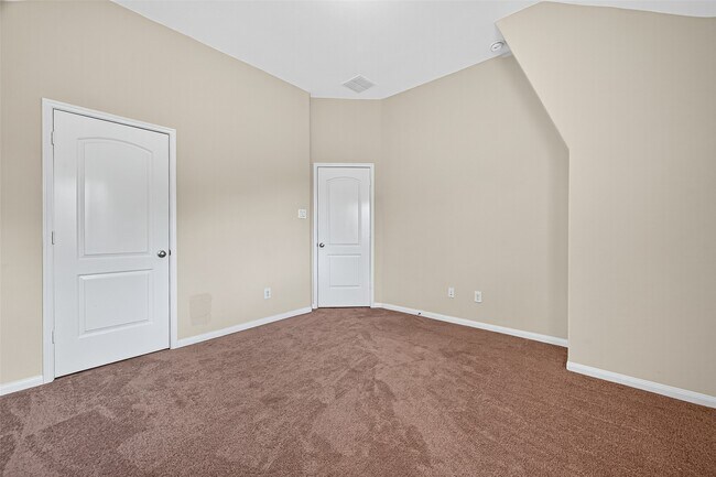 Building Photo - 11002 Kirker Ln
