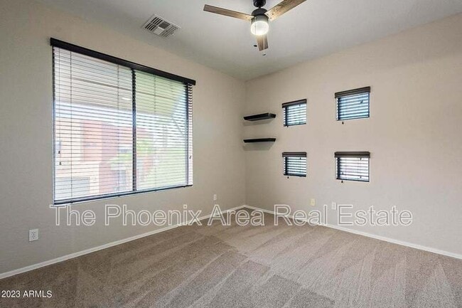 Building Photo - 7601 E Roosevelt St