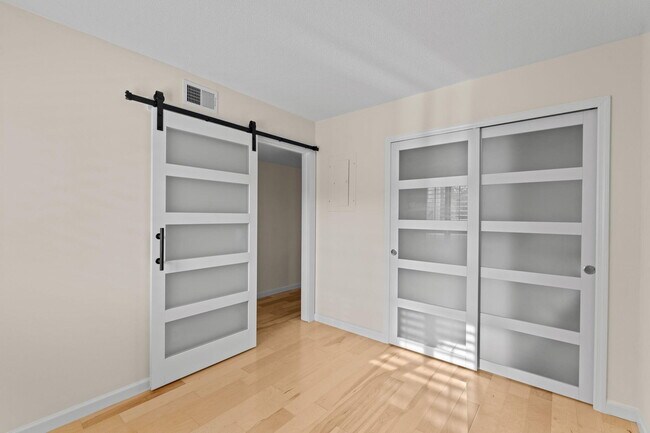 Building Photo - 286 Cypress Point Dr