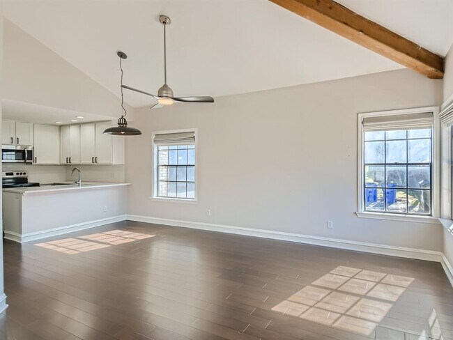 Building Photo - 1748 Ohlen Rd