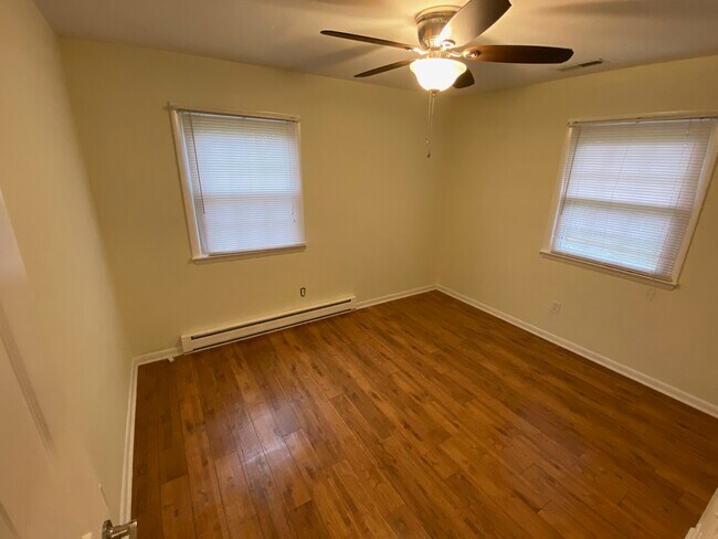 Bedroom 1 - 355 Badgett Ave