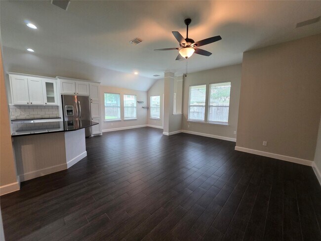 Building Photo - 6146 Bradie Ct