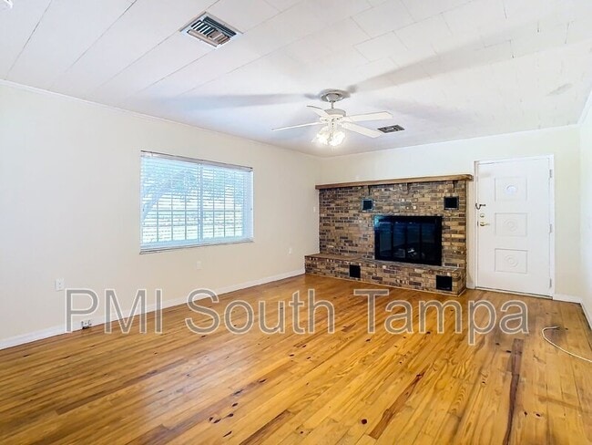 Building Photo - 9960 US-98
