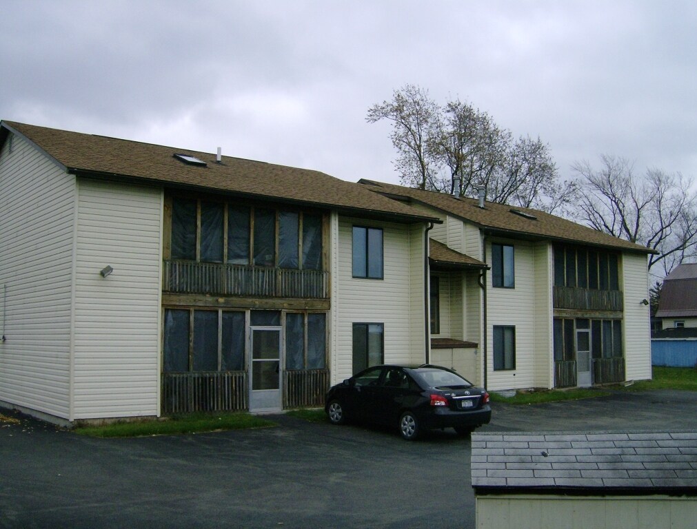 Parking Lot facing Rear - 4011 Rockwell Ave