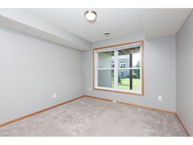 Building Photo - 7134 Merrimac Ln N
