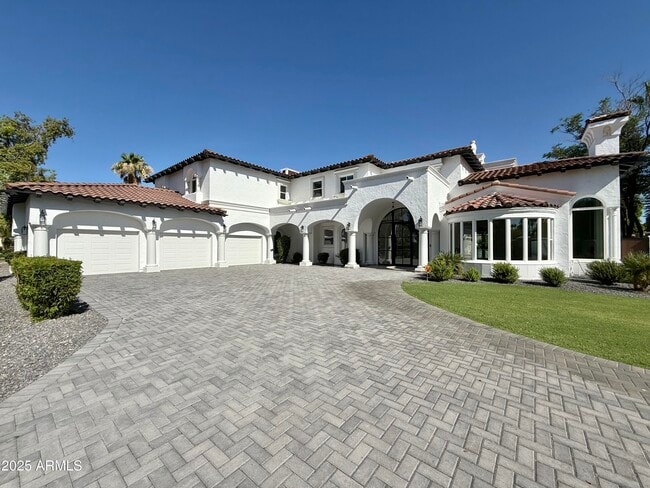 Primary Photo - 1523 E Treasure Cove Dr