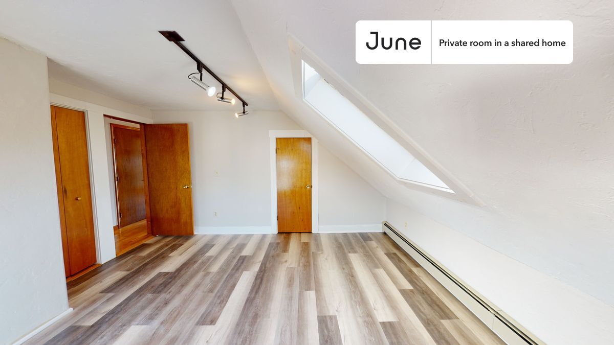 Building Photo - Room in Shared 2 bed/1 bath home in Somerville