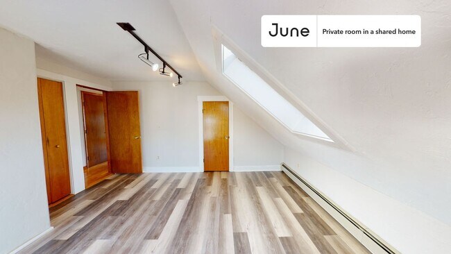 Building Photo - Room in Shared 2 bed/1 bath home in Somerville